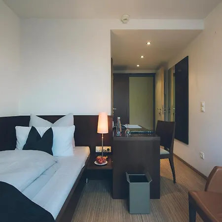 Wildeck & Restaurant 4*