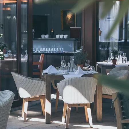 Wildeck & Restaurant Otel 4*